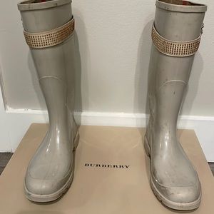 Authentic Burberry rain boots. Originally purchased in Burberry store.